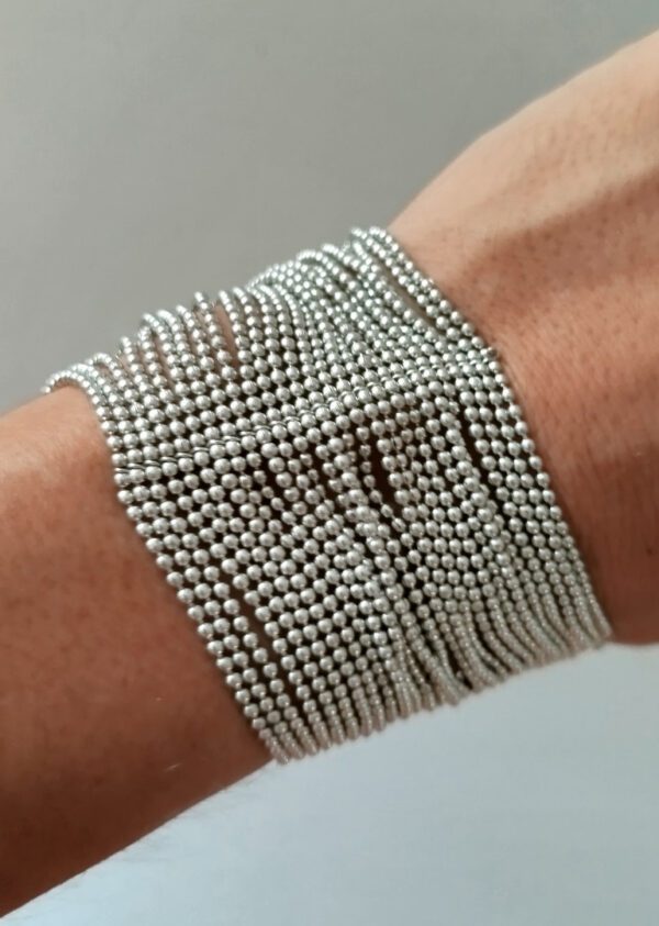 Bracciale in bagno d’argento perline metalliche